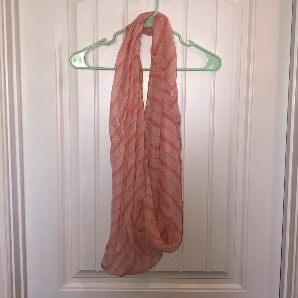 Infinity scarf